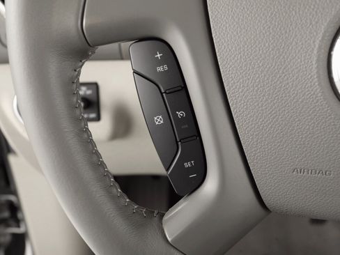 Used 2017 Buick Enclave Convenience image 13