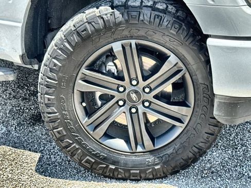 Used 2022 Ford F150 XLT w/ Equipment Group 302A High AWD/4WD image 10