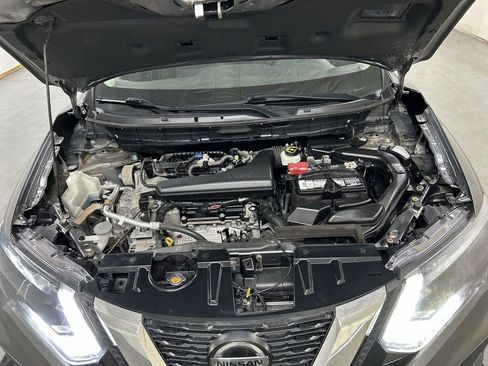 Used 2018 Nissan Rogue S AWD/4WD image 23