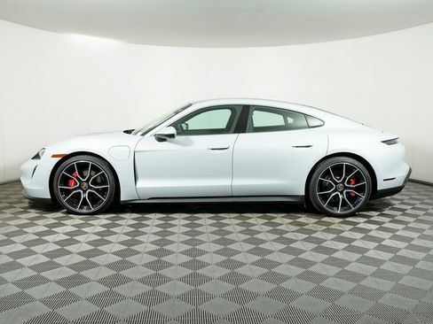 Used 2024 Porsche Taycan 4S w/ Premium Package image 2