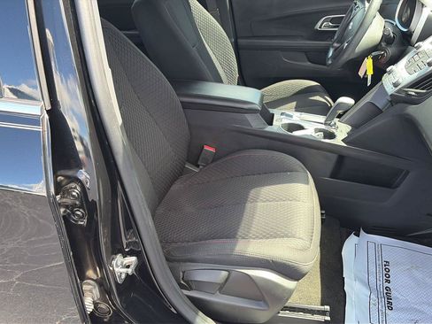 Used 2014 Chevrolet Equinox LS FWD image 17