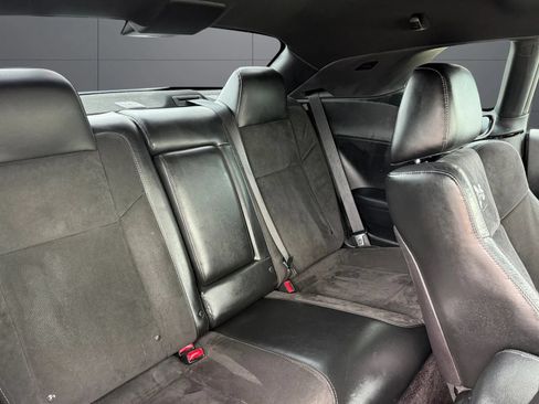 Used 2016 Dodge Challenger R/T Scat Pack w/ Leather Interior Group RWD image 20