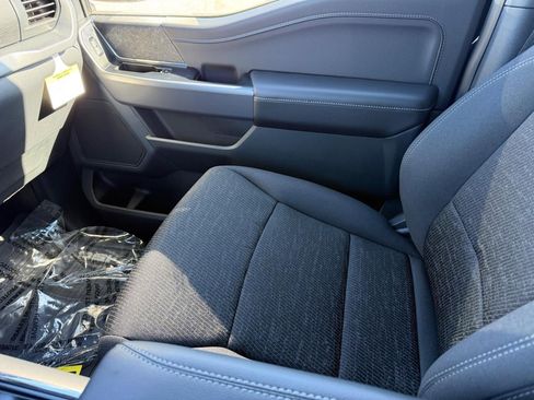 New 2025 Ford F150 XLT w/ Equipment Group 301A Standard image 17