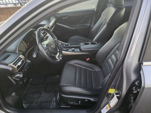 Used 2015 Lexus IS 250 image 9
