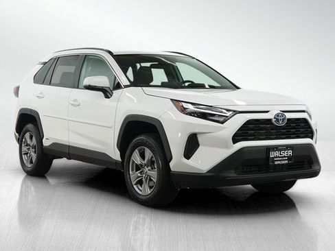 Used 2024 Toyota RAV4 LE image 7