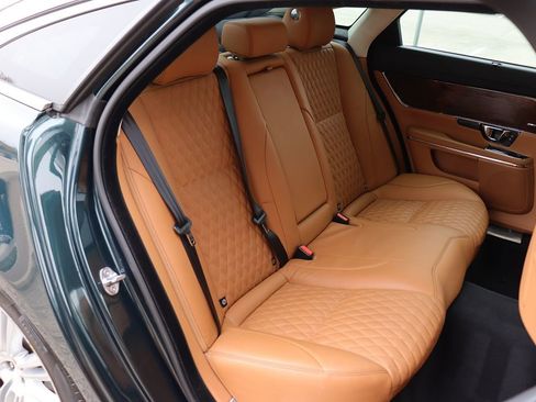 Used 2016 Jaguar XJ L Supercharged image 46