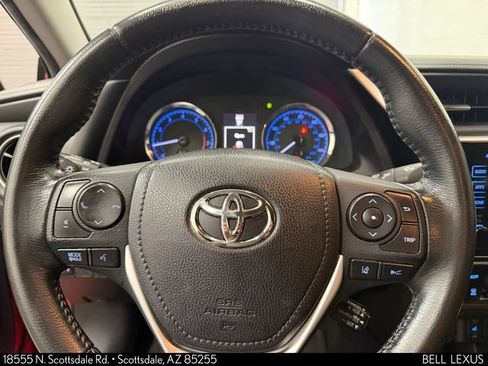 Used 2019 Toyota Corolla XLE FWD image 22