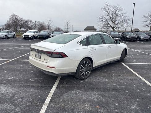 Certified 2023 Honda Accord Touring image 9