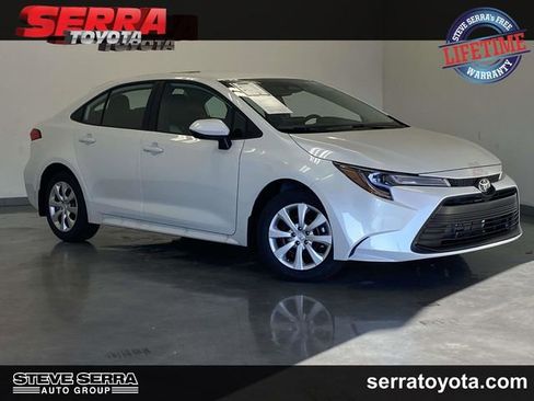 Used 2026 Toyota Corolla LE image 1