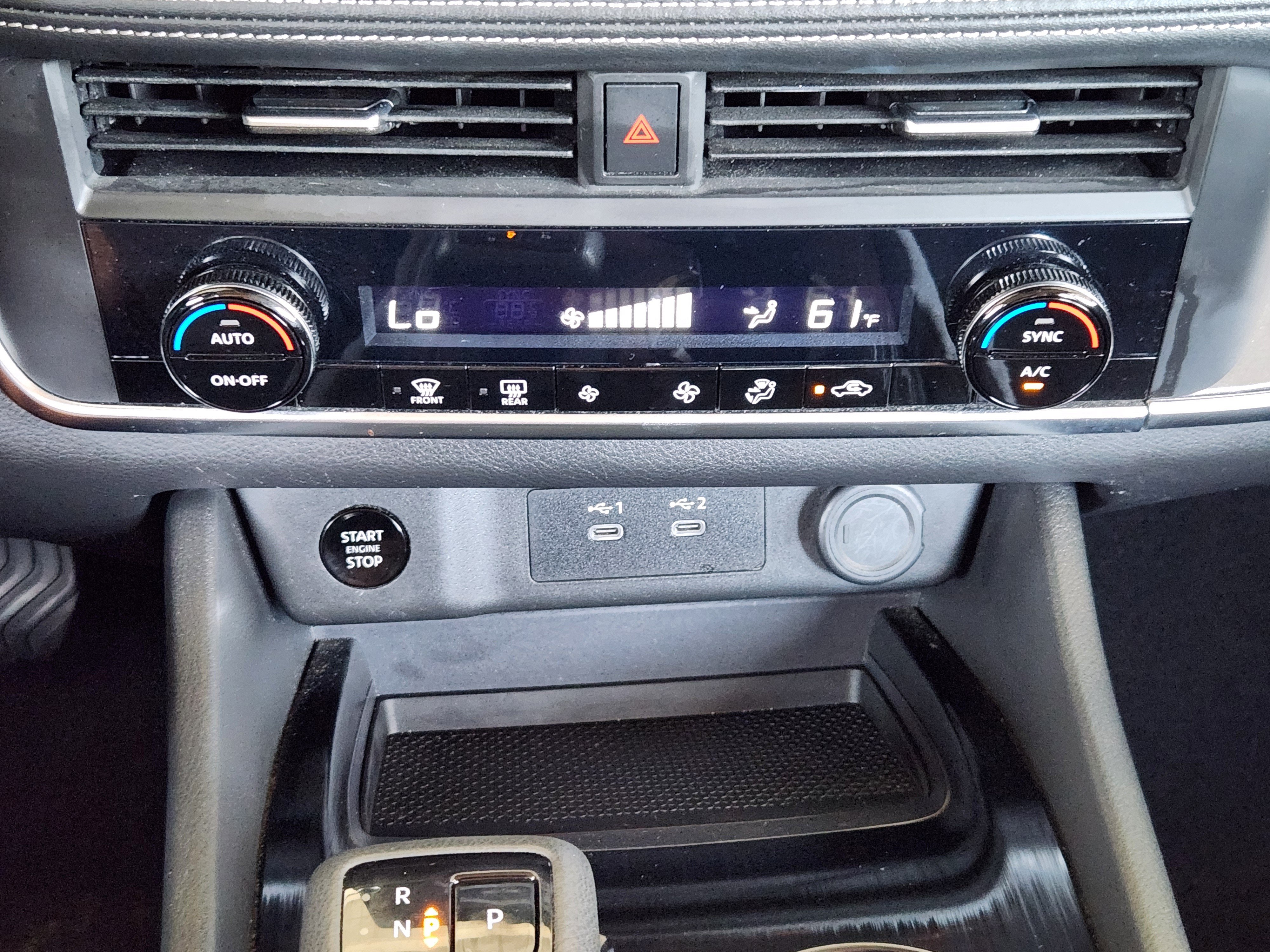 Used 2024 Nissan Rogue SV AWD/4WD image 18