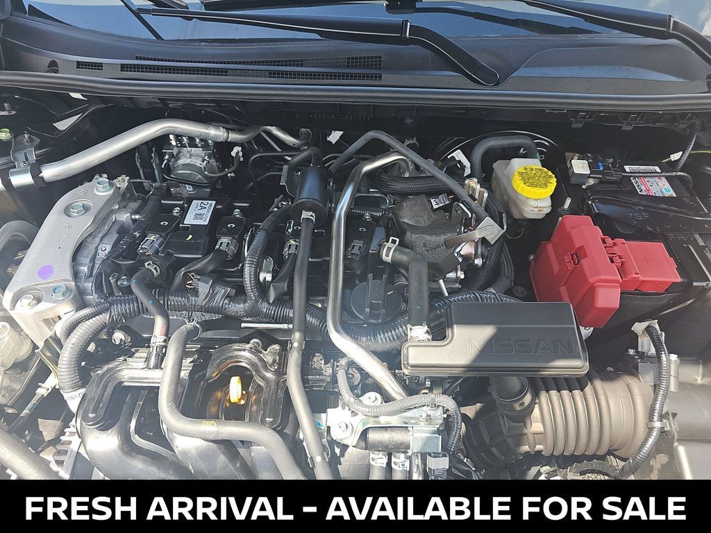 Used 2026 Nissan Sentra SR w/ Floor Mat Package FWD image 16