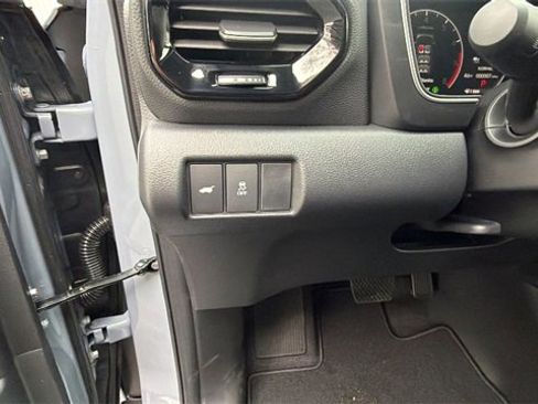 New 2025 Honda Pilot Touring image 30