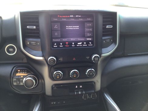 Used 2019 RAM 1500 Big Horn AWD/4WD image 18