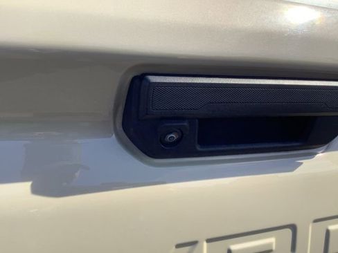 Used 2024 Chevrolet Colorado W/T image 27