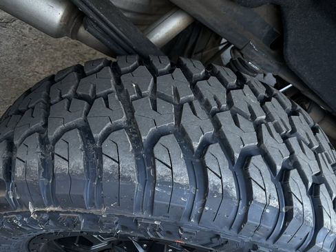 Used 2021 Chevrolet Silverado 1500 LTZ w/ LTZ Premium Package image 26