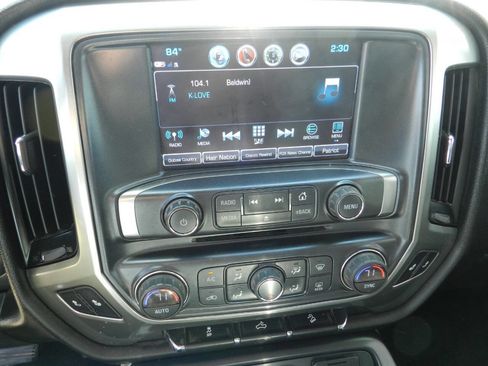 Used 2018 Chevrolet Silverado 1500 LT w/ All Star Edition image 17