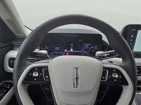 New 2026 Lincoln Aviator Premiere image 19