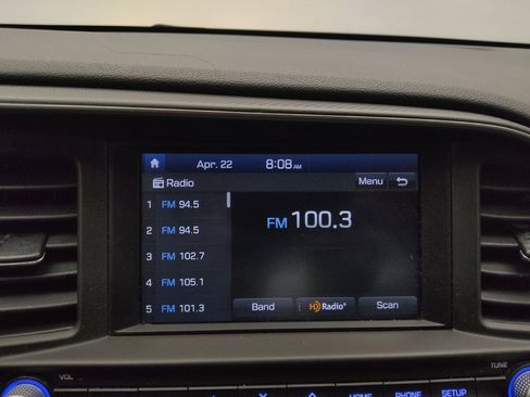 Used 2020 Hyundai Elantra SEL w/ Cargo Package (C1) FWD image 25