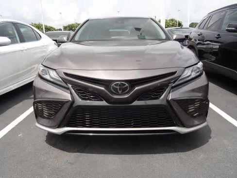Used 2024 Toyota Camry XSE FWD image 2
