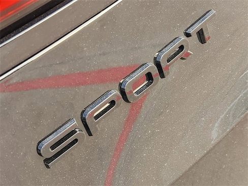 New 2026 Land Rover Range Rover Sport Dynamic SE image 8