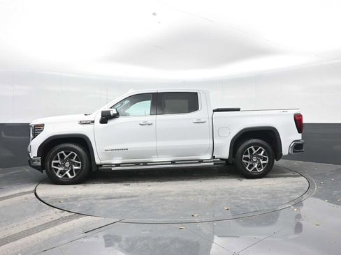 Used 2023 GMC Sierra 1500 SLT w/ SLT Premium Package image 3