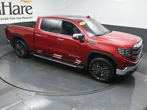 Used 2024 GMC Sierra 1500 SLT w/ SLT Premium Plus Package AWD/4WD image 36