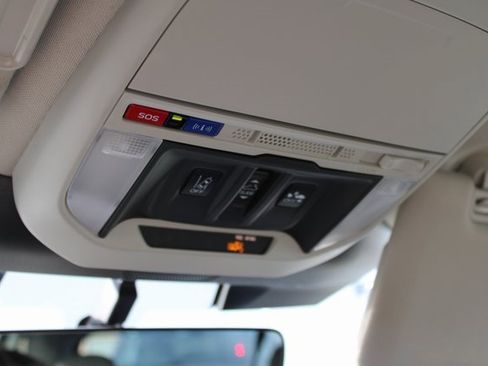 Certified 2023 Subaru Forester Limited image 35