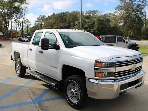 Used 2017 Chevrolet Silverado 2500 W/T image 6