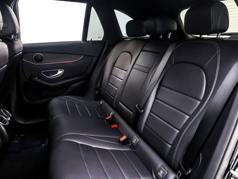 Used 2022 Mercedes-Benz GLC 300 image 7