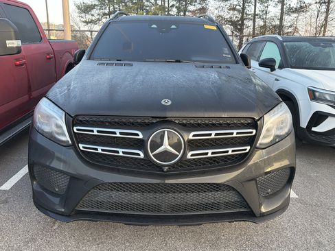 Used 2017 Mercedes-Benz GLS 550 4MATIC image 3