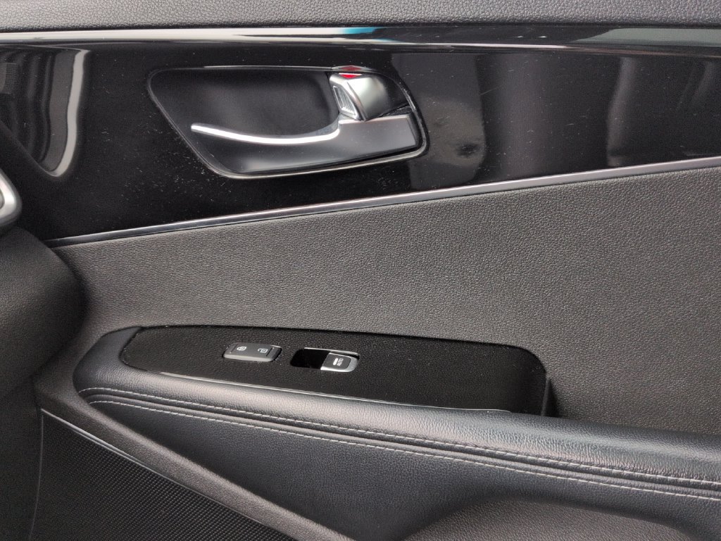 Used 2020 Kia Sorento SX FWD image 25