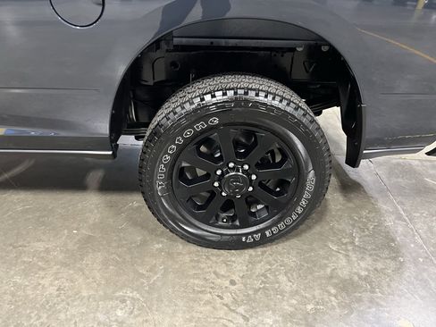 Used 2025 RAM 3500 Big Horn image 25