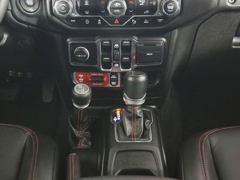 Used 2020 Jeep Gladiator Rubicon image 24