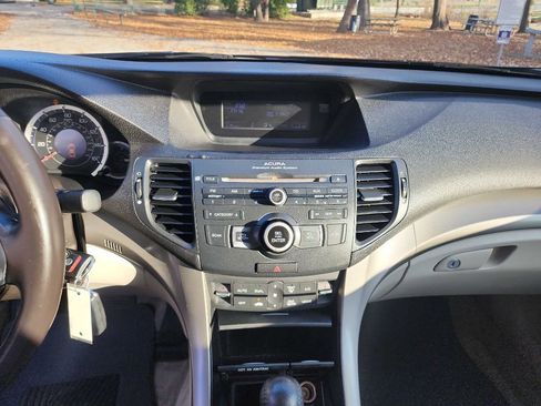 Used 2010 Acura TSX Sedan image 19