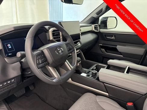 Used 2025 Toyota Tundra Limited image 8