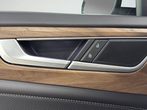 New 2026 Volkswagen Atlas SE AWD/4WD image 16