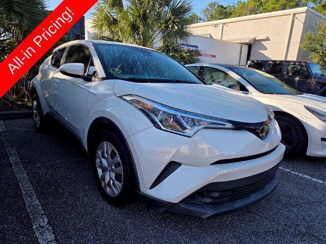 Used 2019 Toyota C-HR LE FWD image 3