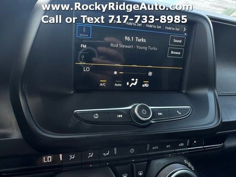 Used 2019 Chevrolet Camaro LT RWD image 15