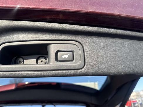 Used 2016 Honda Pilot Elite image 9