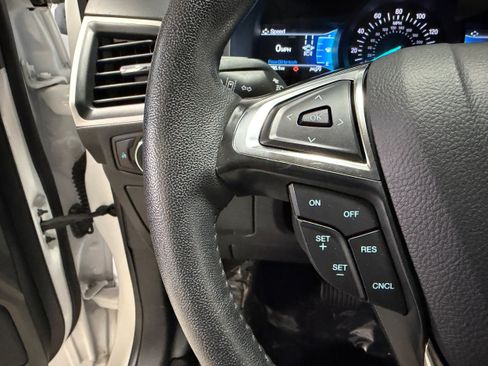 Certified 2024 Ford Edge SEL AWD/4WD image 16