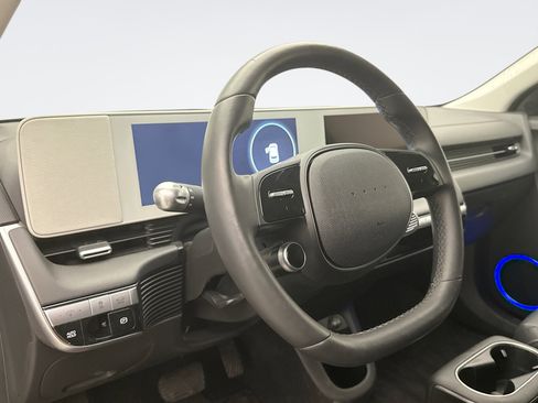 Used 2024 Hyundai Ioniq 5 Limited image 7