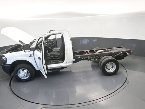 Used 2024 RAM 3500 Tradesman RWD image 58