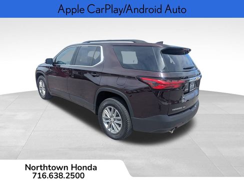 Used 2022 Chevrolet Traverse LT image 12