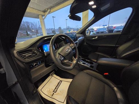 Used 2023 Ford Escape ST-Line w/ Tech Pack #1 image 10