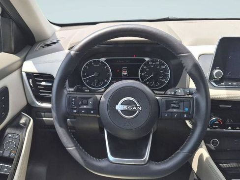 Certified 2023 Nissan Rogue SL AWD/4WD image 16
