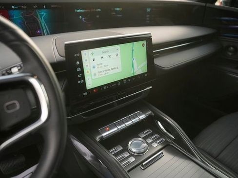 Used 2024 Lincoln Nautilus Reserve w/ Equipment Group 202A image 27