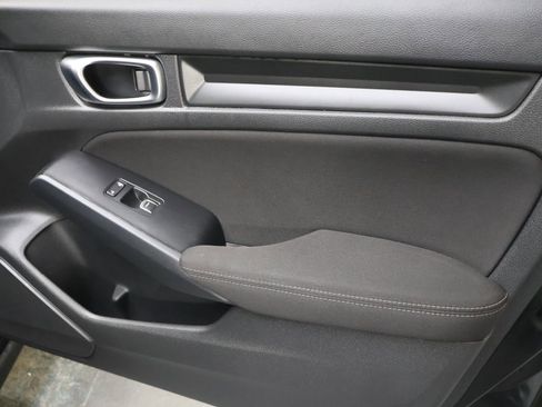 Used 2022 Honda Civic Sport image 11