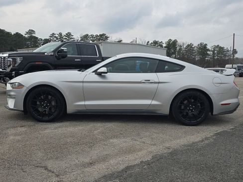Used 2018 Ford Mustang Premium w/ Ecoboost Performance Package image 3