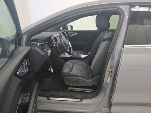 Used 2022 Audi Q4 e-tron Premium Plus w/ Premium Plus AWD/4WD image 5