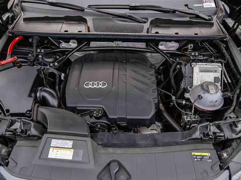 Used 2023 Audi Q5 2.0T Premium w/ Convenience Package image 30